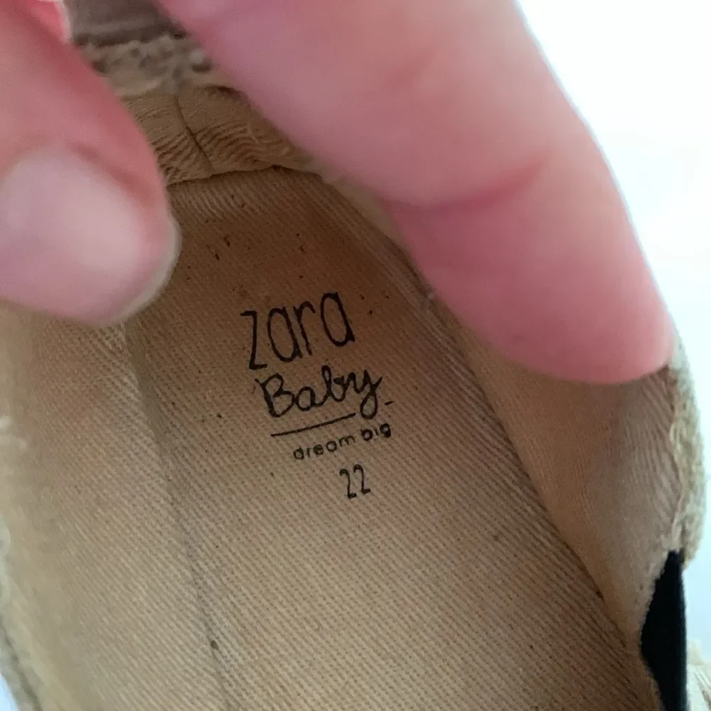 Zara Kids Cream/Tan Frayed Bow Espadrilles